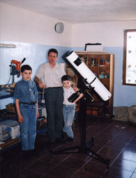 С ребятами в гараже